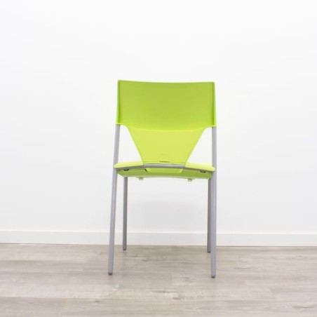 Silla colectividad verde fluor sin brazos