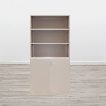 Armario alto metálico beige puertas y baldas
