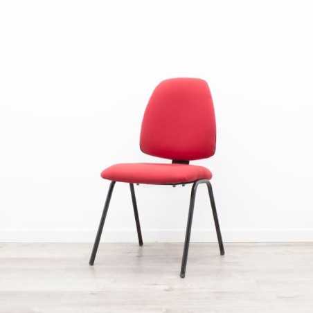 Silla confidente roja sin brazos