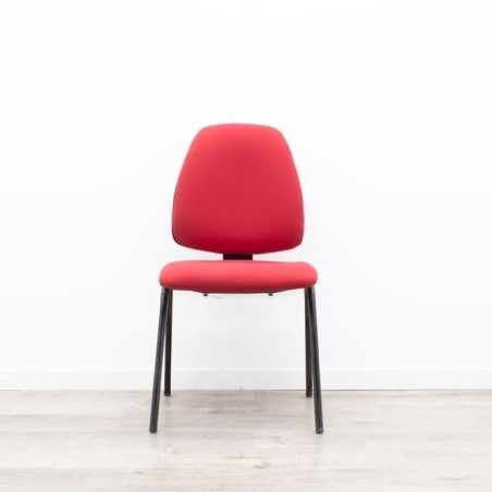 Silla confidente roja sin brazos