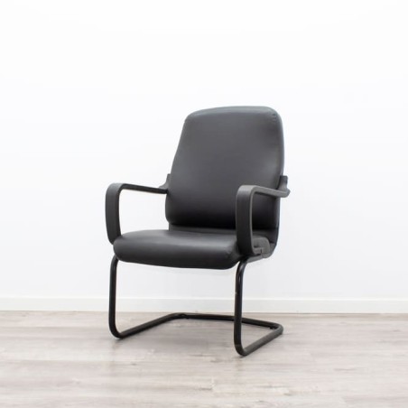 Silla confidente napel negro con base patín