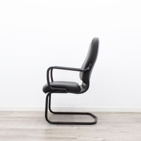 Silla confidente napel negro con base patín