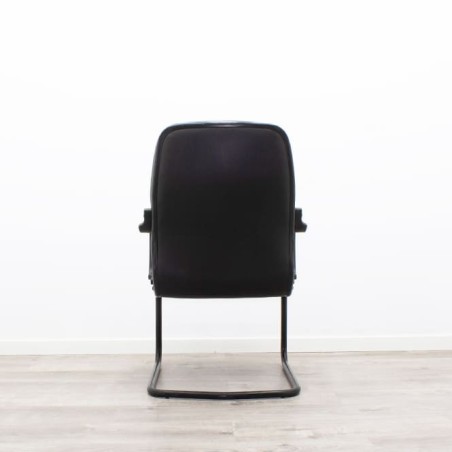 Silla confidente napel negro con base patín