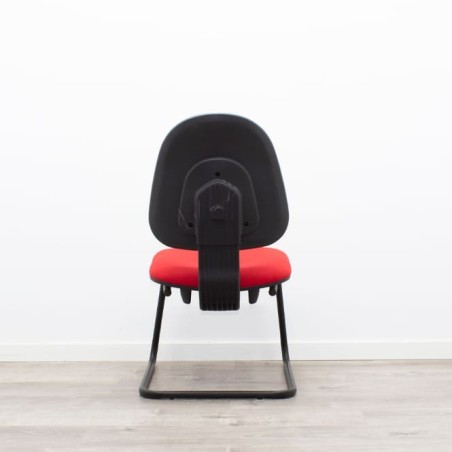 Silla confidente roja sin brazos