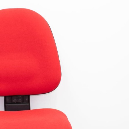 Silla confidente roja sin brazos