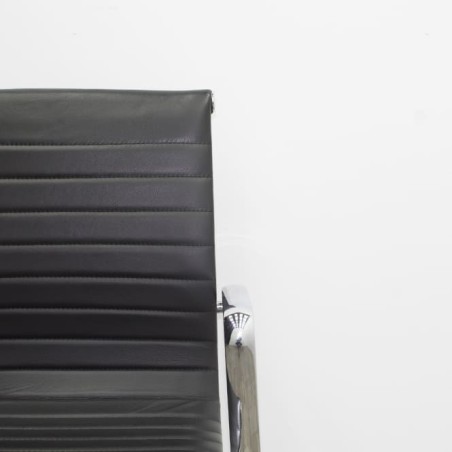Silla operativa piel negro brazos fijos