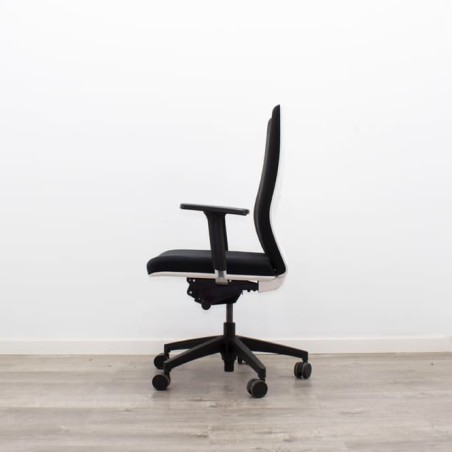 Silla operativa Touch Formas 5 carcasa blanca