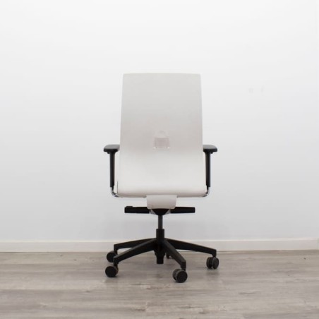 Silla operativa Touch Formas 5 carcasa blanca