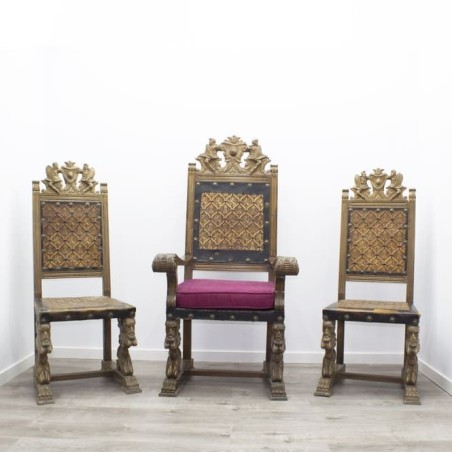 Silla clásica fija en madera