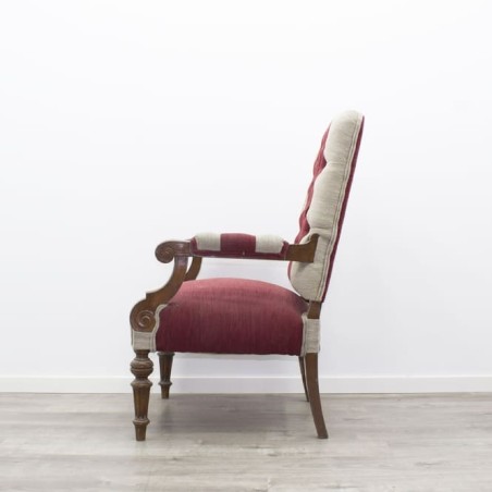 Sillón rojo y gris con brazos