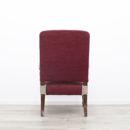 Sillón rojo y gris con brazos