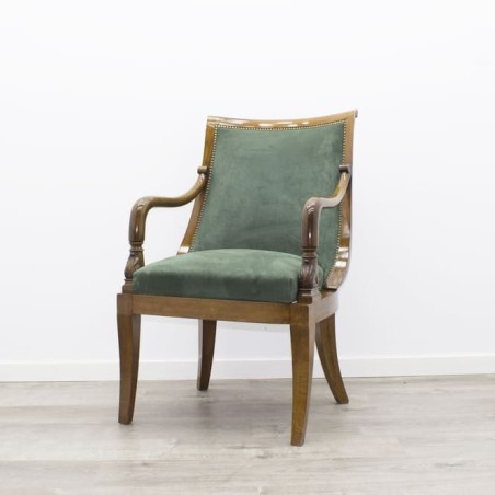 Sillón de madera con brazos terciopelo