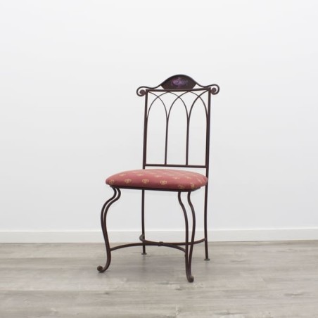 Silla fija con respaldo alto en forja