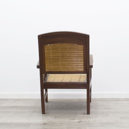 Sillón con brazos en cerezo