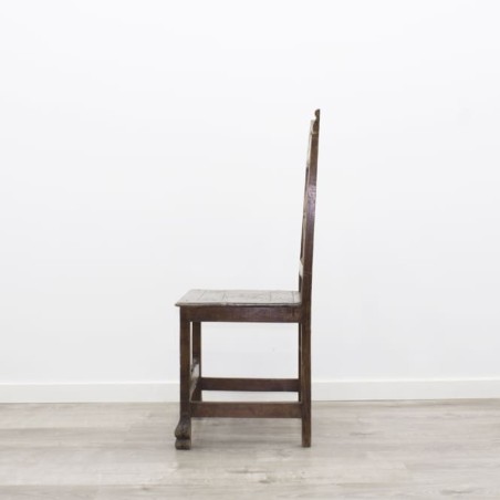 Silla toda madera con dibujo