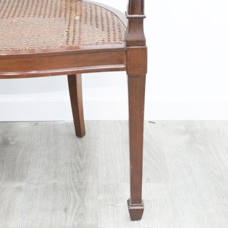 Silla todo madera con brazos