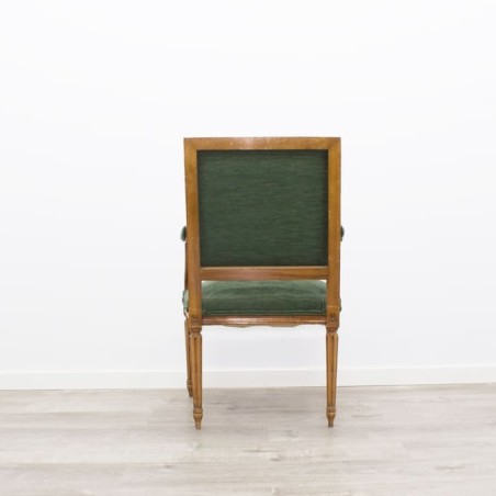 Sillón fijo de madera nogal en tela verde