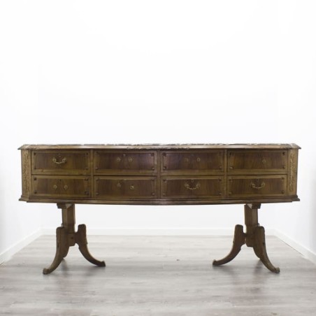 Consola clásica en madera