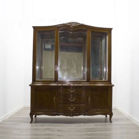 Librería de madera clásica