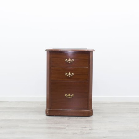 Buck clásico de madera
