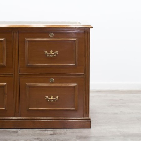 Dolmen doble en madera