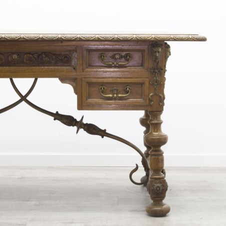 Mesa de dirección con 5 cajones