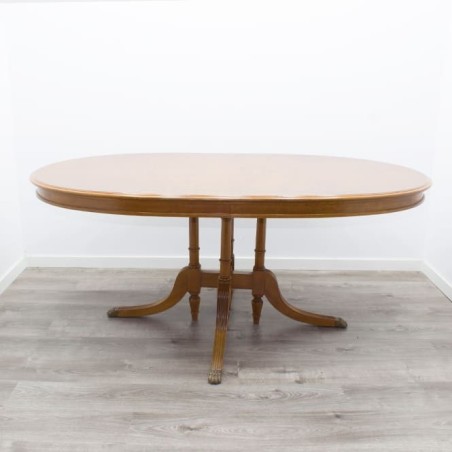Mesa de juntas ovalada raíz roble