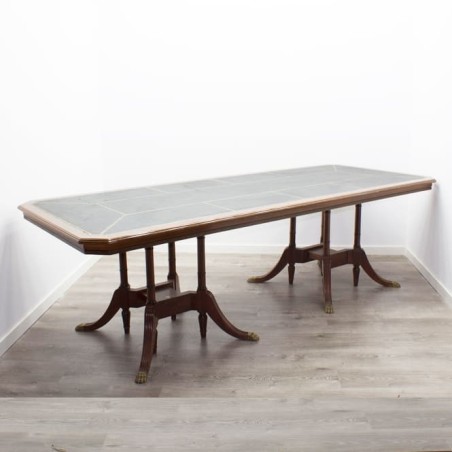 Mesa de juntas en madera raíz