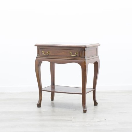 Mesita auxiliar con pata chippendale