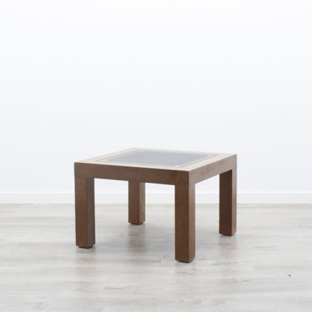 Mesita de rincón en madera