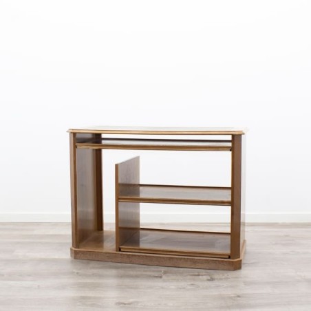 Mesa de ordenador clásica
