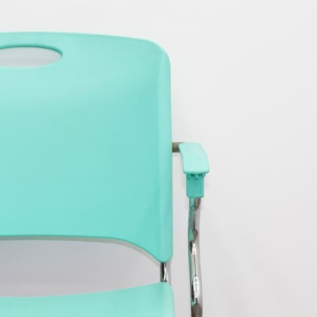 Silla colectividad en azul turquesa
