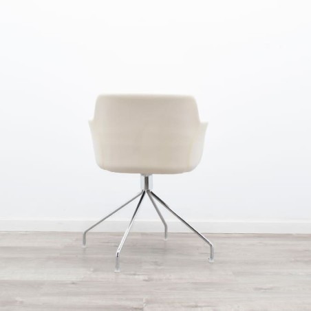 Silla de espera giratoria en piel beige