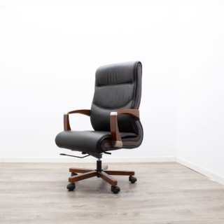 Sillón de dirección en napel negro sistema sincro